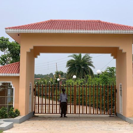 Bolpur Shantiniketan Bungalow On Kopai River ภายนอก รูปภาพ