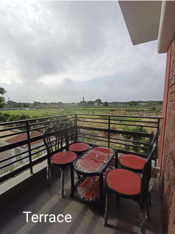 Bolpur Shantiniketan Bungalow On Kopai River ภายนอก รูปภาพ
